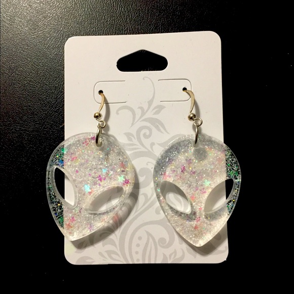Alien Earrings - Picture 2 of 4